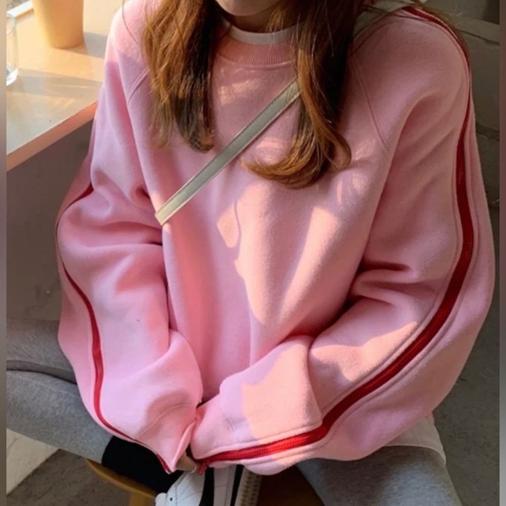 SHEKOU pink crew neck, size xs, red zipper detail